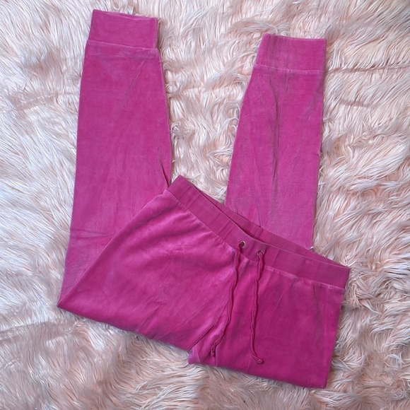 Juicy Couture Pants - Juicy Couture Woman’s Pink Velour‎ Y2K Joggers Size Small